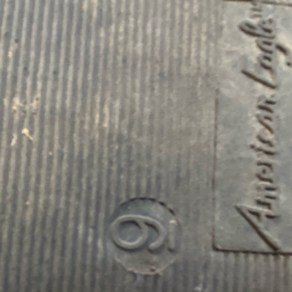 Sandles - Picture 2 of 3